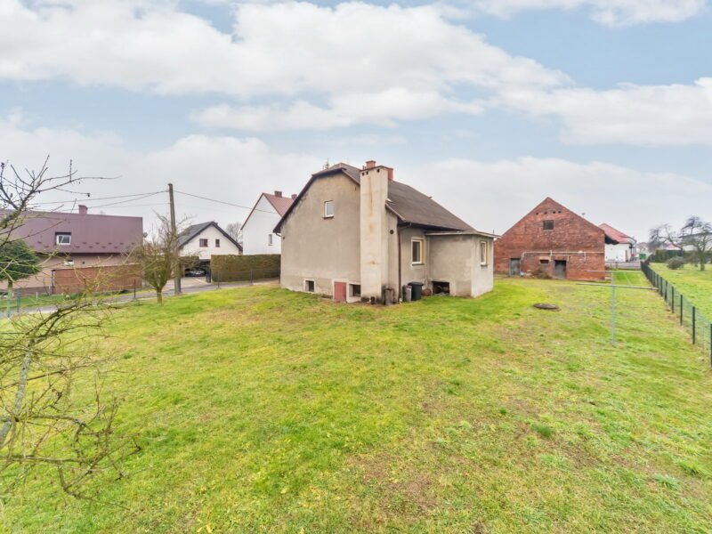 Dom jednorodzinny z potencjałem w Przeciszowie