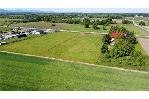 Działka usługowo-mieszkaniowa przy głównej drodze