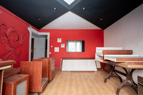 Mieszkanie z ogródkiem i budynkiem gospodarczym