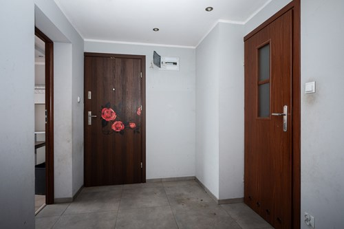 Mieszkanie z ogródkiem i budynkiem gospodarczym