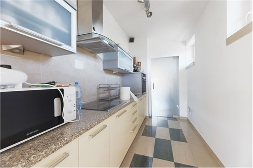 Budynek usługowo-mieszkalny