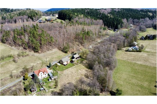 Górska działka widokowa w sercu Beskidu Małego