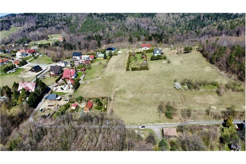 Górska działka widokowa w sercu Beskidu Małego