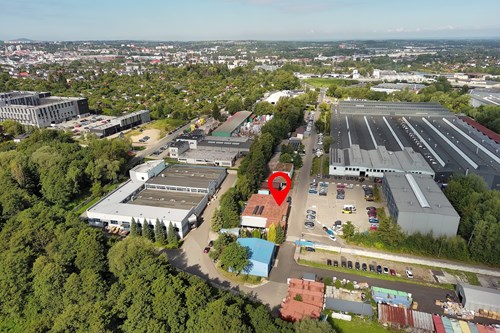 Nieruchomość biurowo-magazynowa z warsztatem