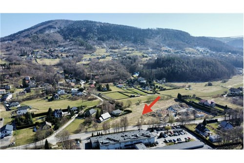 Działka usługowo-mieszkaniowa